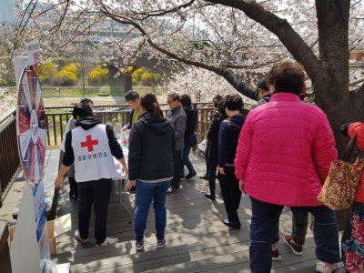 [캠페인] 에이즈 바로알기 전국순회 캠페인 실시_양재천벚꽃힐링축제